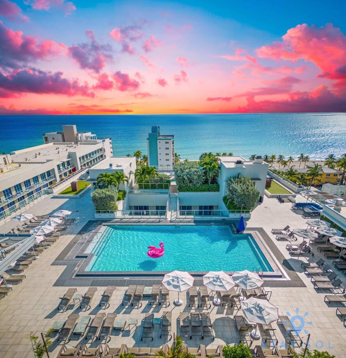 Rooftop Pool - Balcony - Hollywood Beach Broad - Walk ภายนอก รูปภาพ