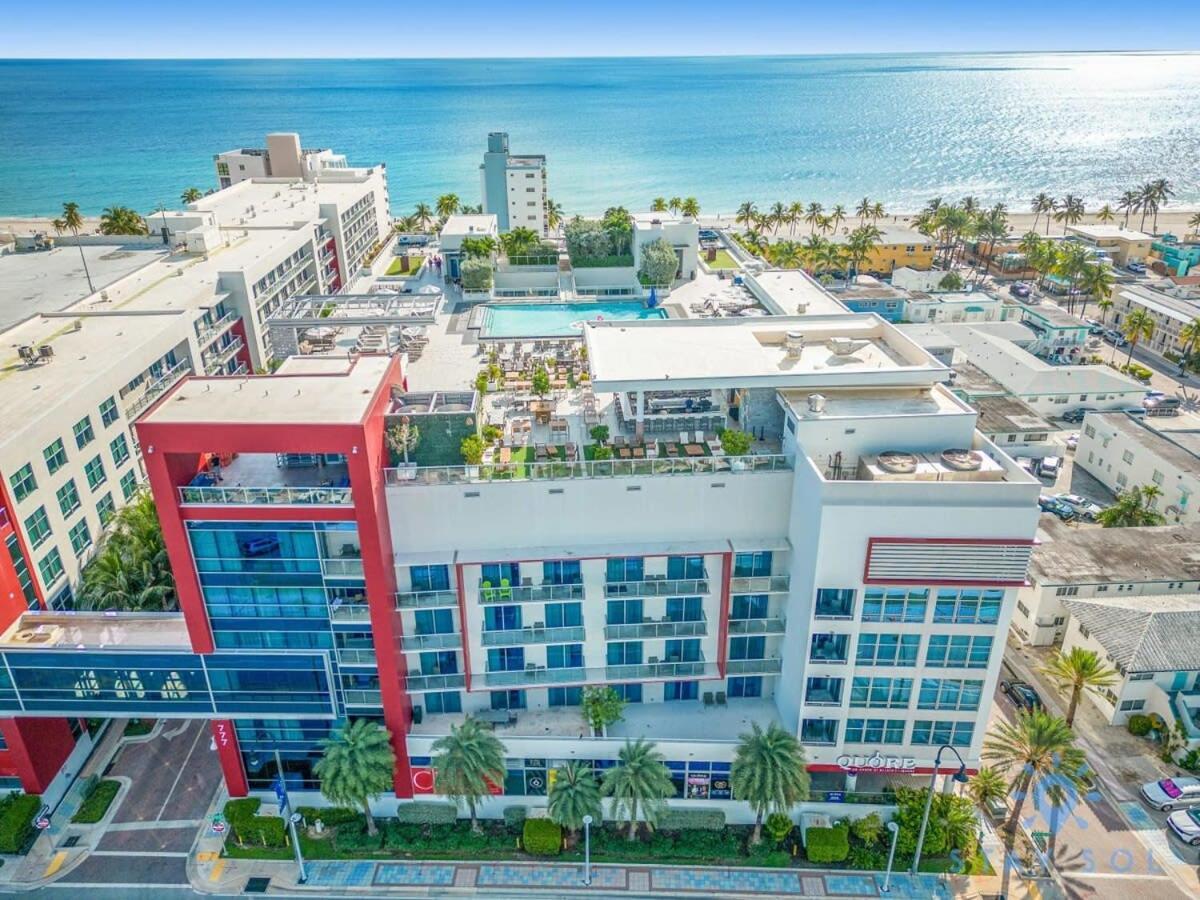 Rooftop Pool - Balcony - Hollywood Beach Broad - Walk ภายนอก รูปภาพ