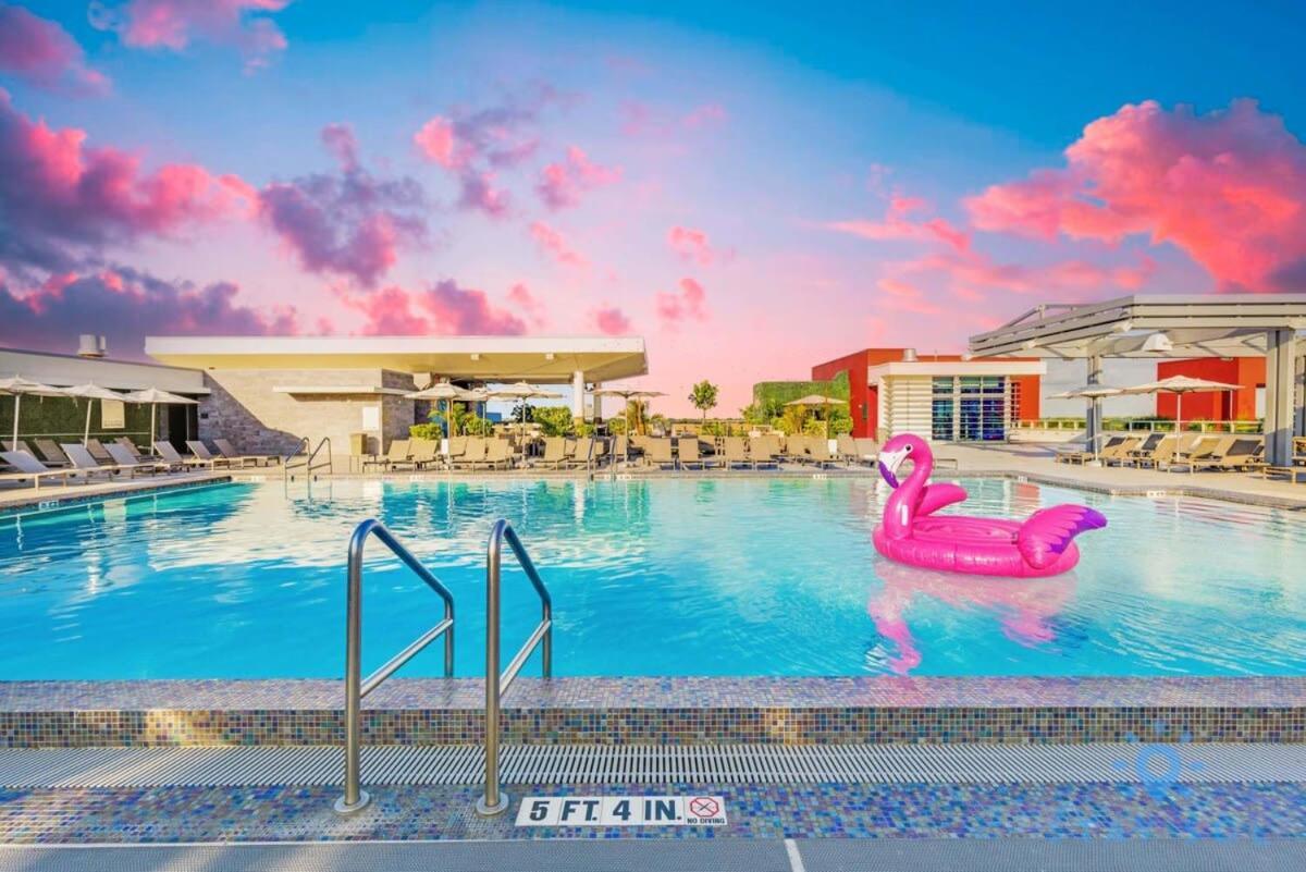 Rooftop Pool - Balcony - Hollywood Beach Broad - Walk ภายนอก รูปภาพ