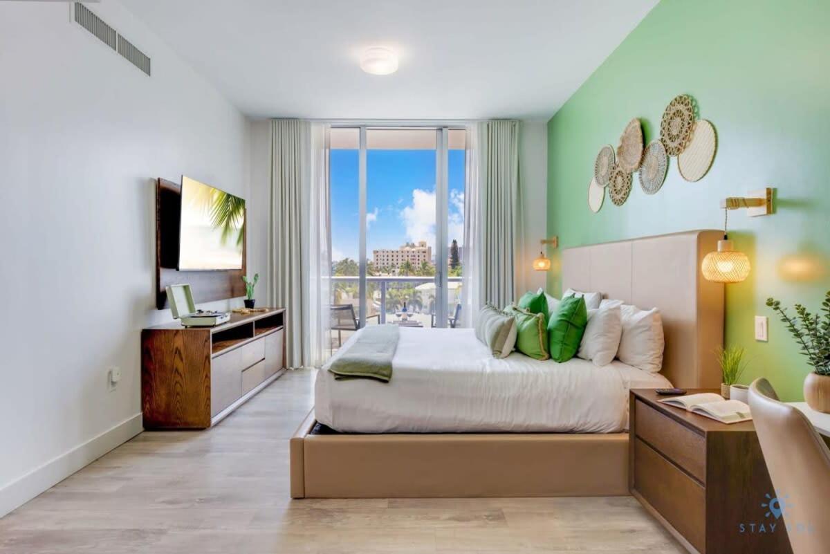 Rooftop Pool - Balcony - Hollywood Beach Broad - Walk ภายนอก รูปภาพ