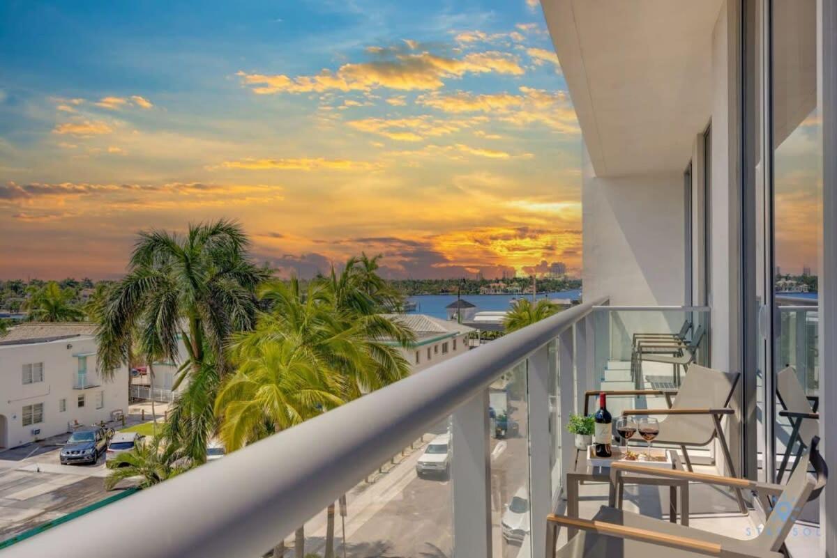 Rooftop Pool - Balcony - Hollywood Beach Broad - Walk ภายนอก รูปภาพ
